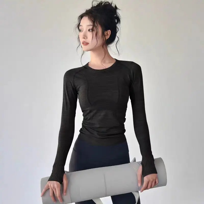 Women's Seamless Round Neck Yoga Top Long Sleeve Nylon Elastane