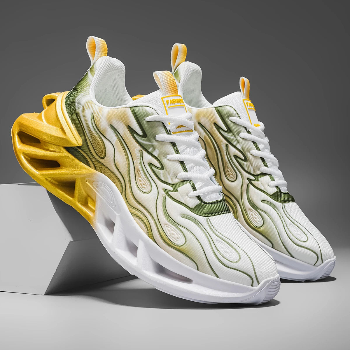 Unisex Flame Print Gradient Sneakers With Breathable Mesh Running Shoes