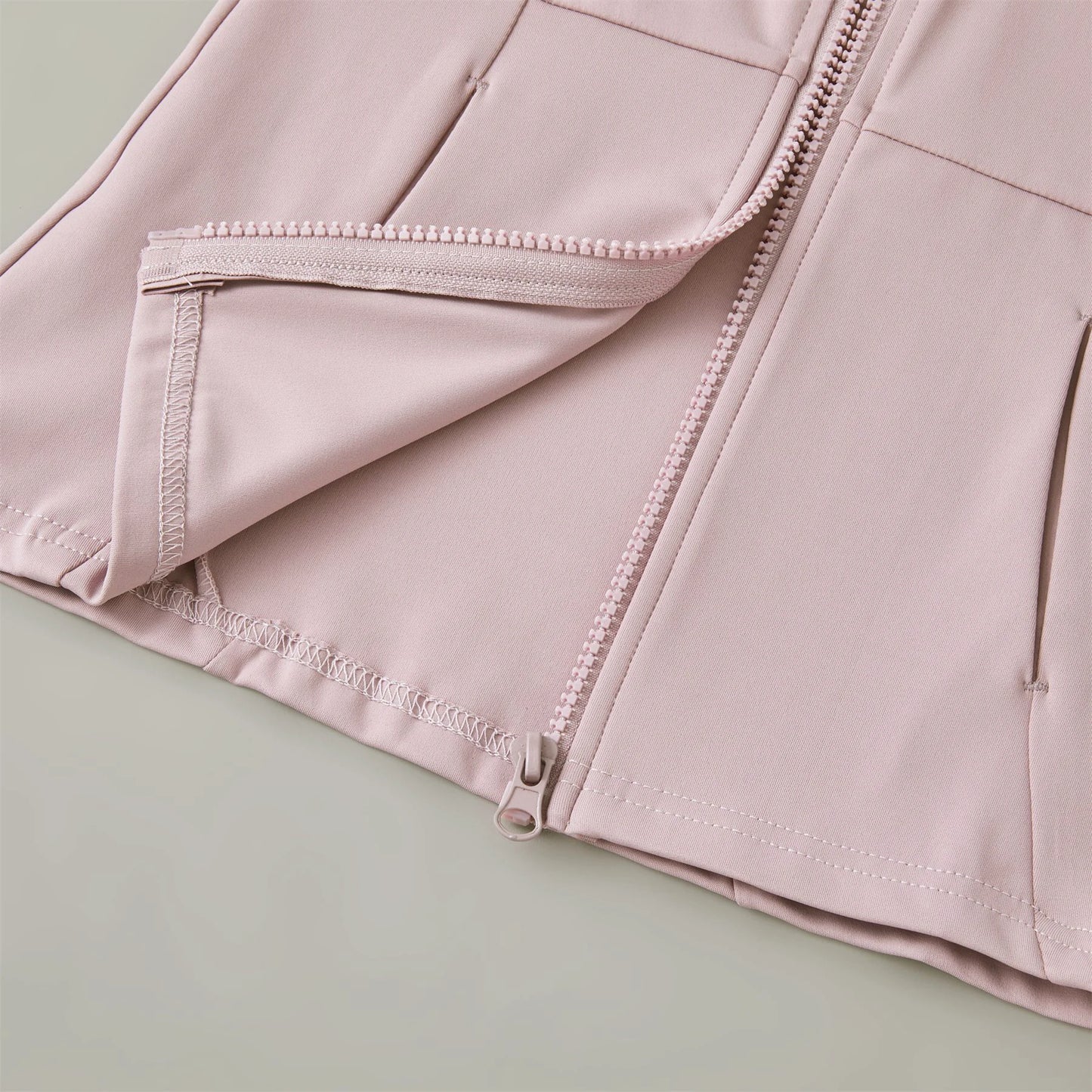 Women's Athletic Lightweight Yoga Jacket With Zipper And Pockets