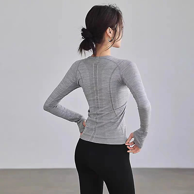 Women's Seamless Round Neck Yoga Top Long Sleeve Nylon Elastane